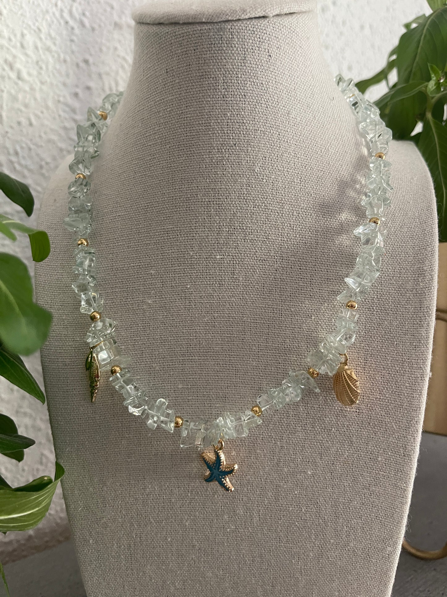 Collar agua